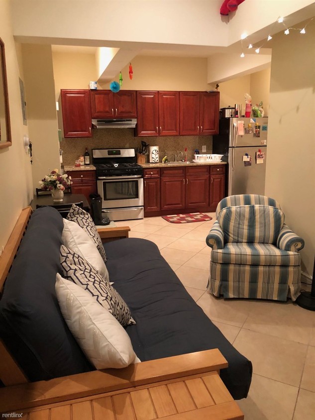 Foto principal - 2025 Steinway St