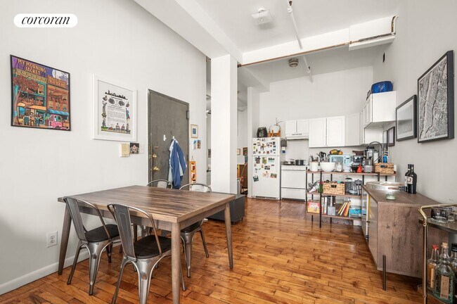 Foto del edificio - 84 N 9th St