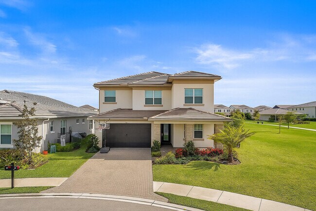 Foto del edificio - 1402 Thistle Pl