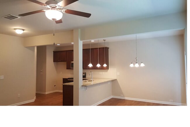 Kitchen/Dining - 1606 Brookmere Way