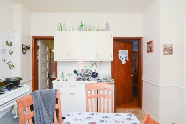 Foto del edificio - 2823 W Shakespeare Ave