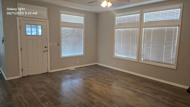 Building Photo - 1361 Shadowglen Way