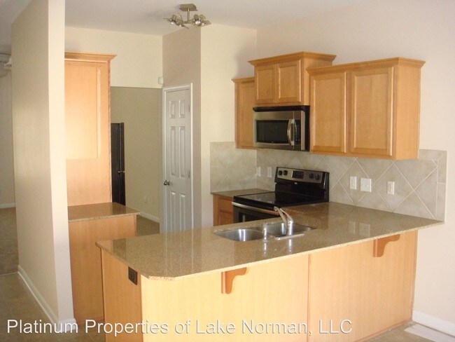 Foto del edificio - 12732 Livengood Ln