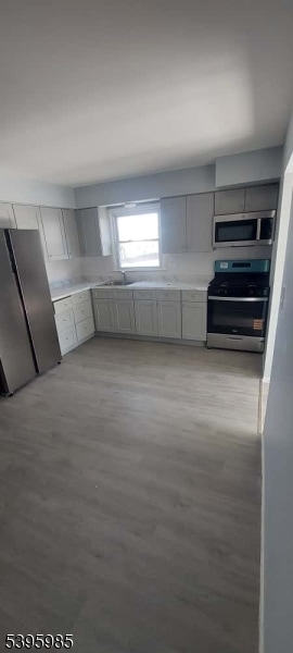 Building Photo - 16 Silkman Pl