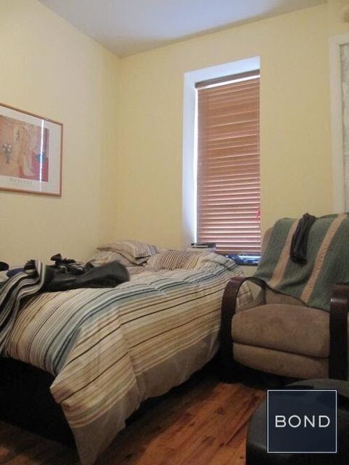 Foto principal - 168 E 101st St