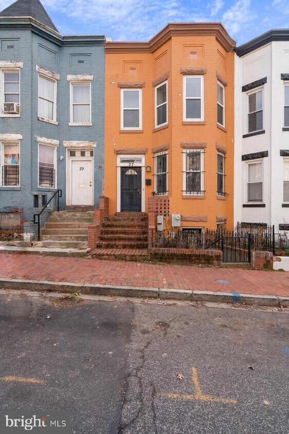 27 Todd Pl NE, Washington, DC 20002 Townhouse for Rent in Washington
