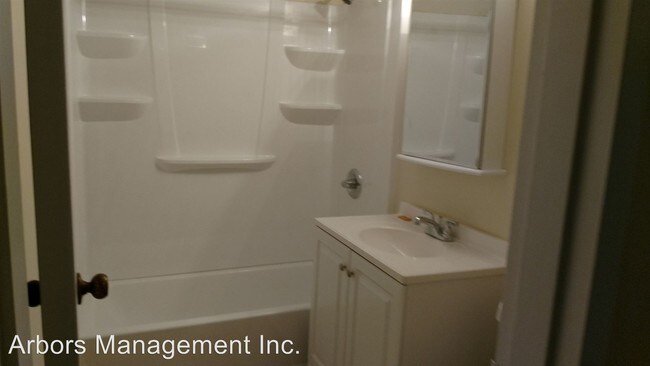 Building Photo - 1 br, 1 bath House - 1513 FOREST GREEN DR