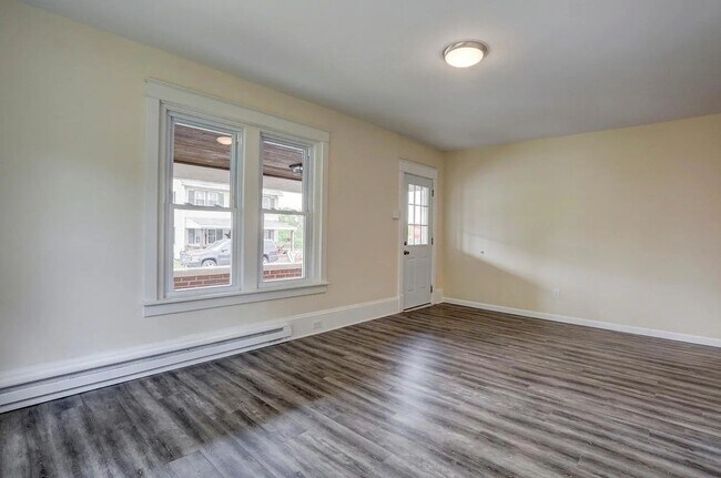 Building Photo - 207 Falmouth Rd