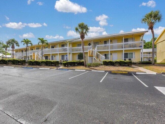 Foto del edificio - 4617 Bayshore Dr