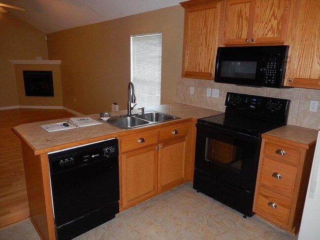 Foto del edificio - 14266 Woodlands Dr