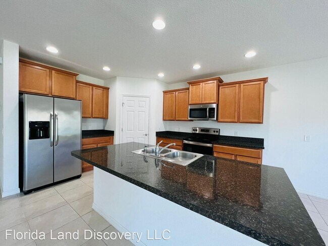 Foto del edificio - 5 br, 3 bath House - 3836 SHORESIDE DR