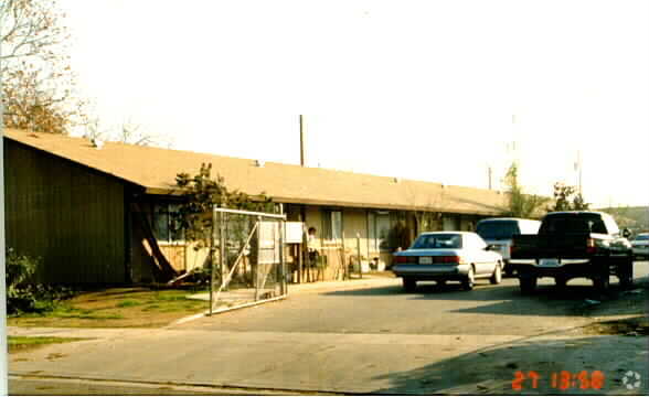Building Photo - 4480 E Woodward Ave