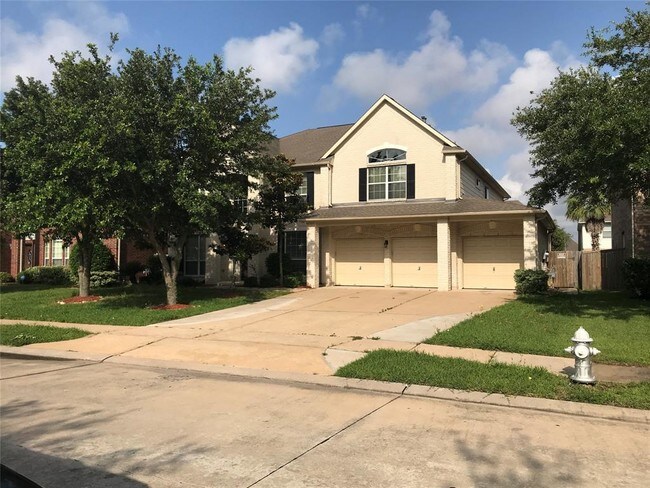 Building Photo - 2111 Spur Canyon Ct