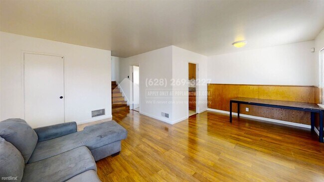 Foto del edificio - 2 br, 1 bath Duplex - 5512 Hilton Street -