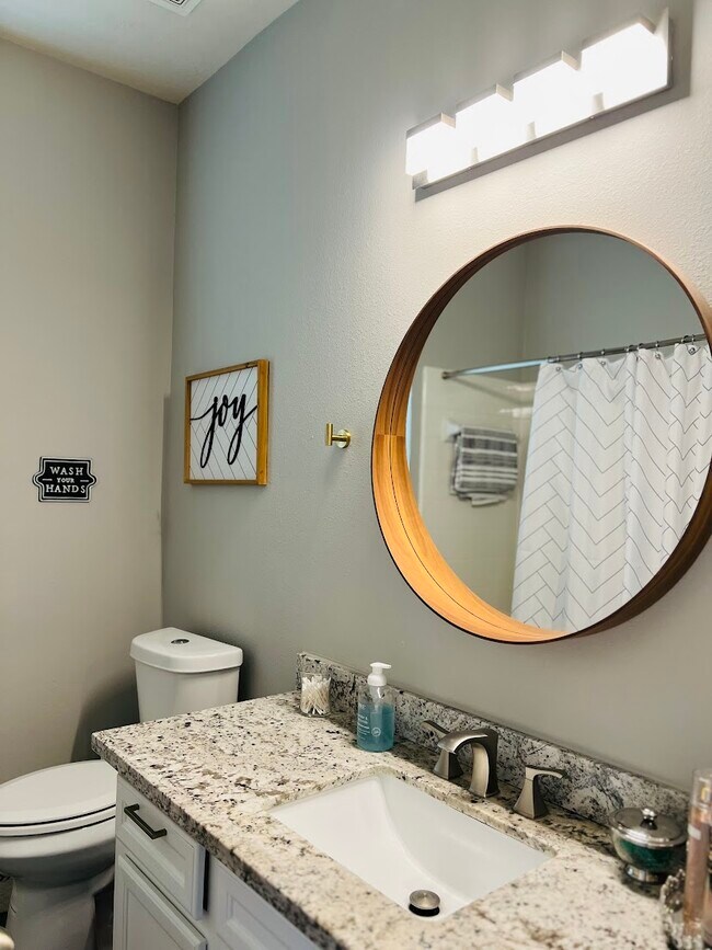 Foto del edificio - 10 Sheltered Arbor Ct