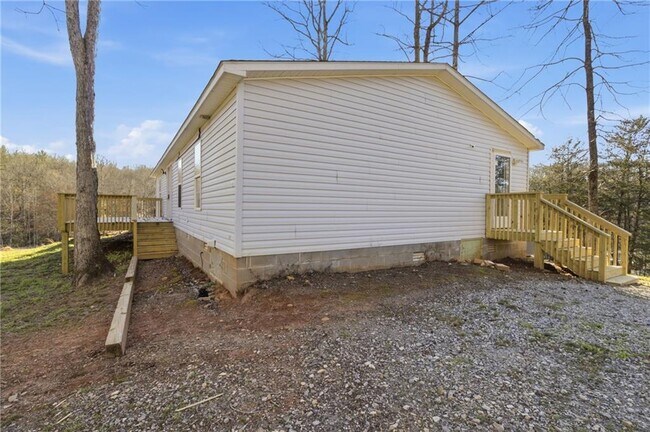 Foto del edificio - 5320 Long Branch Rd