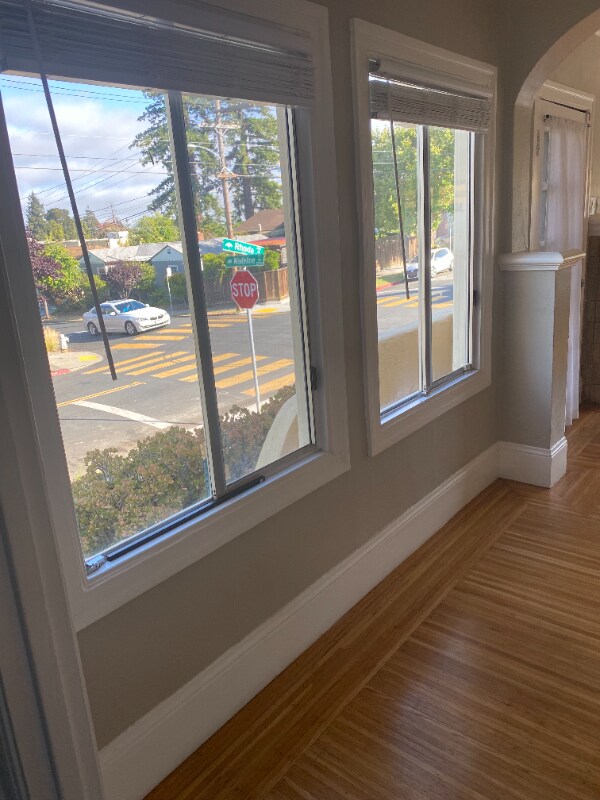 Foto del edificio - 3801 Rhoda Ave