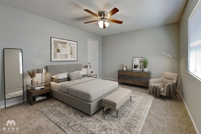 Foto del edificio - 10716 N Arapaho Dr