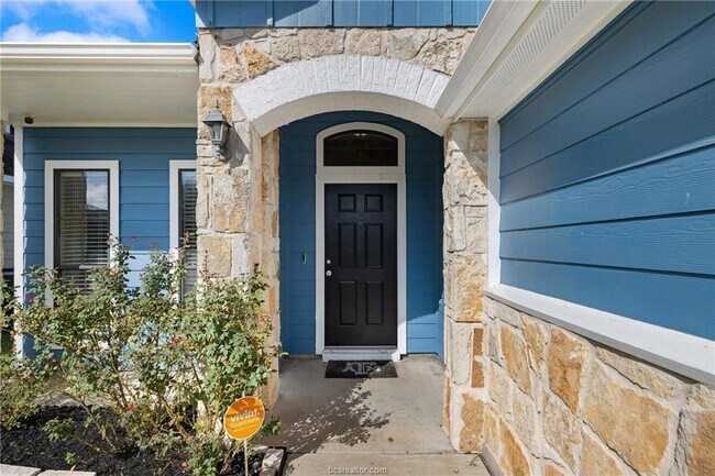 Foto del edificio - 15498 Baker Meadow Loop