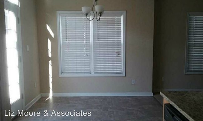 Building Photo - 3 br, 2.5 bath House - 23 Stratum Way
