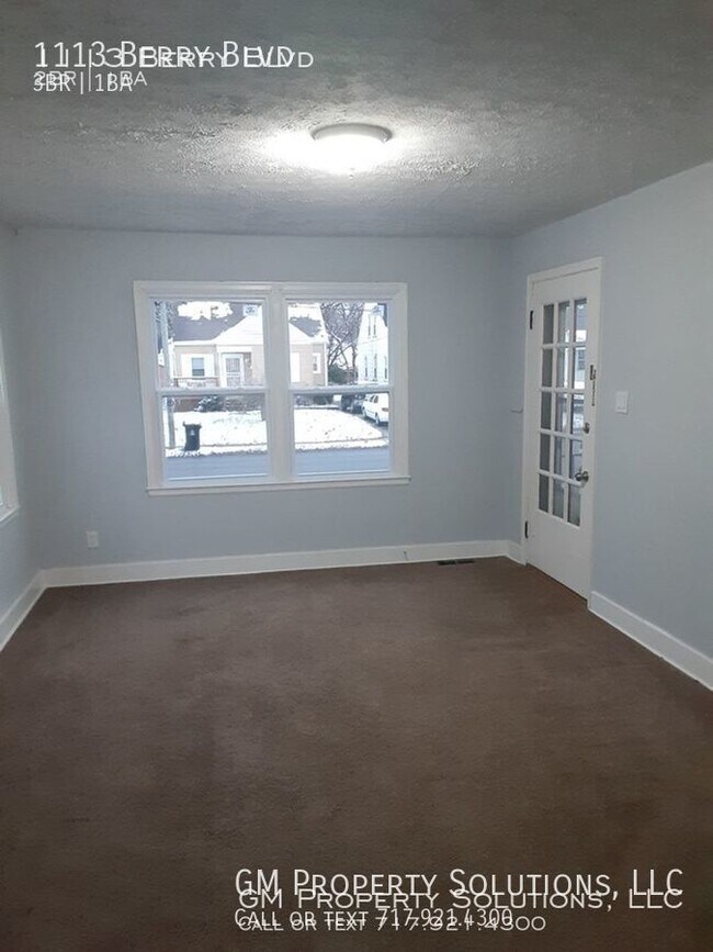Building Photo - 1113 Berry Blvd - Charming Single Family Home