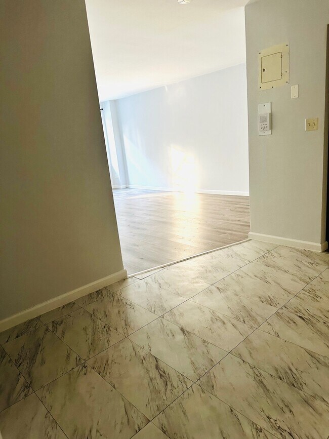 Foto del edificio - 210 Atlantic Ave