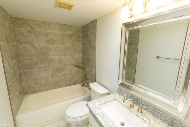 Foto del edificio - 3 br, 2.5 bath Townhome - 6515 N 10th Pl