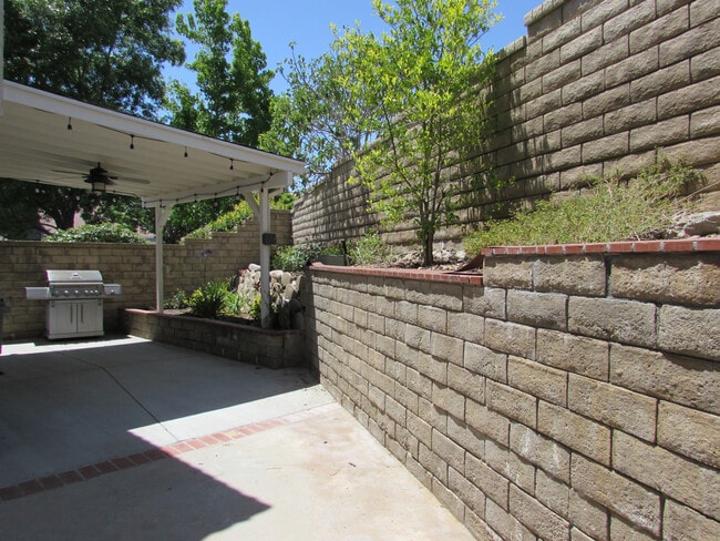 Beautiful patio areas - 15847 Cindy Ct