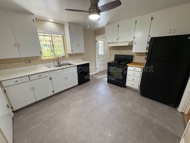 Foto del edificio - 520 S Otis St