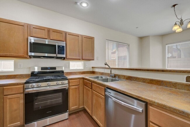 Building Photo - 8904 Nautilus Vista Ct