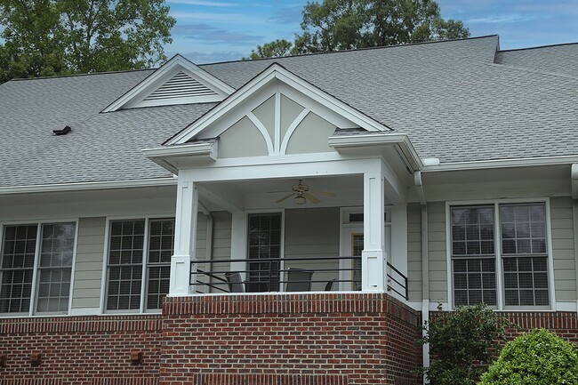 Foto del edificio - 524 Aberdeen Dr