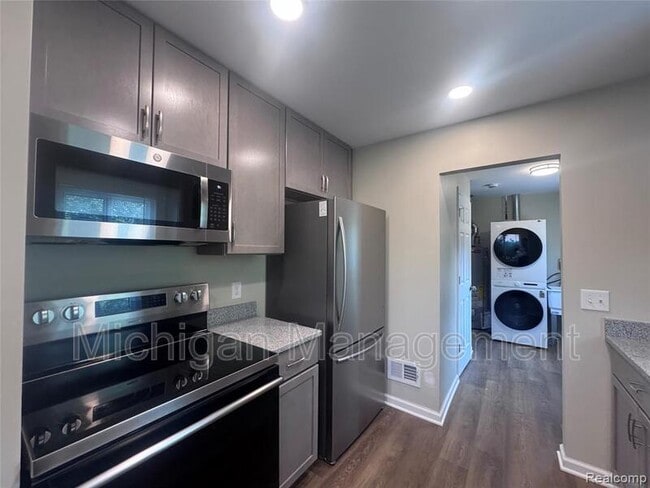 Foto del edificio - 21104 Inkster Rd