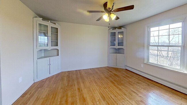 Foto del edificio - 2174 S Queen St