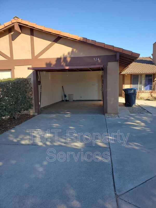 Foto del edificio - 924 N O St