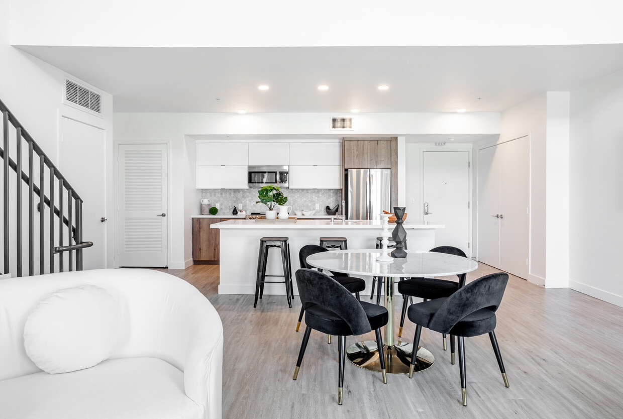 The Harper Apartments in Los Angeles, CA Westside Rentals