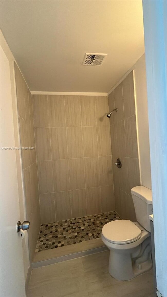 Building Photo - 15420 SW 81st Circle Ln