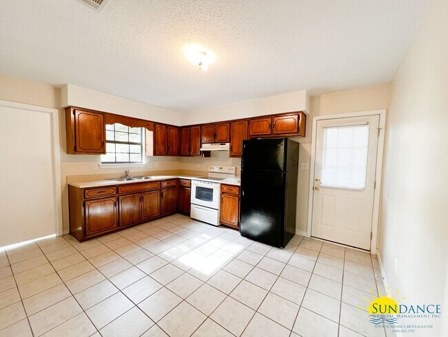 Foto del edificio - Cozy two bedroom Crestview home!