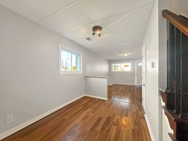 Building Photo - Charming 2BR Home with Rear Deck & Washer/Dryer in Dundalk