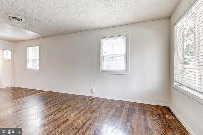 Building Photo - 103 Wilgate Rd