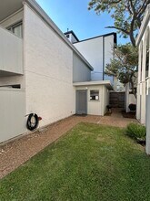 Building Photo - 2318 Dorrington St