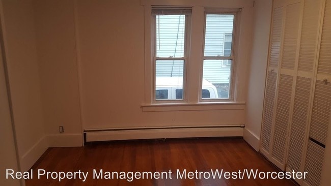 Foto del edificio - 2 br, 1 bath House - 5 Brookdale St, #1