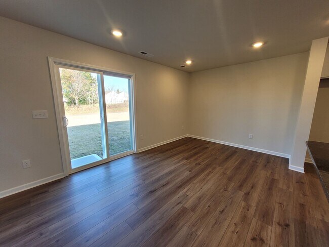 Foto del edificio - BRAND NEW - Stunning 4 Bed/2.5 Bath Home -...