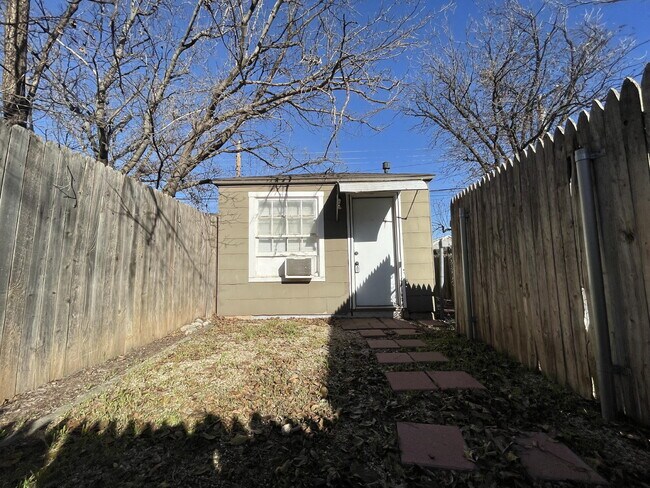 Foto del edificio - 2520 27th St