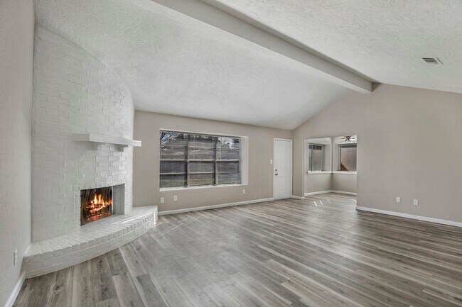 Foto del edificio - 5510 Ashgate Dr