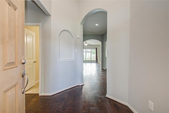 Building Photo - 3319 Aegean Dr