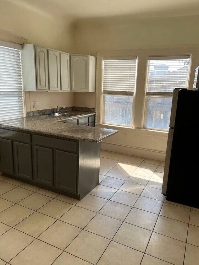 Foto principal - 428 26th St