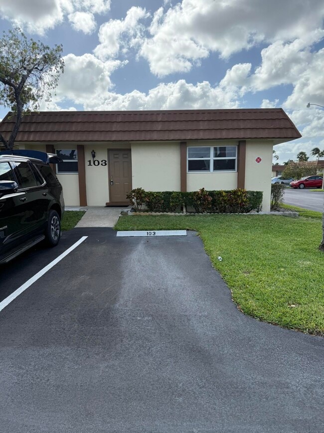 Building Photo - 5780 Fernley Dr