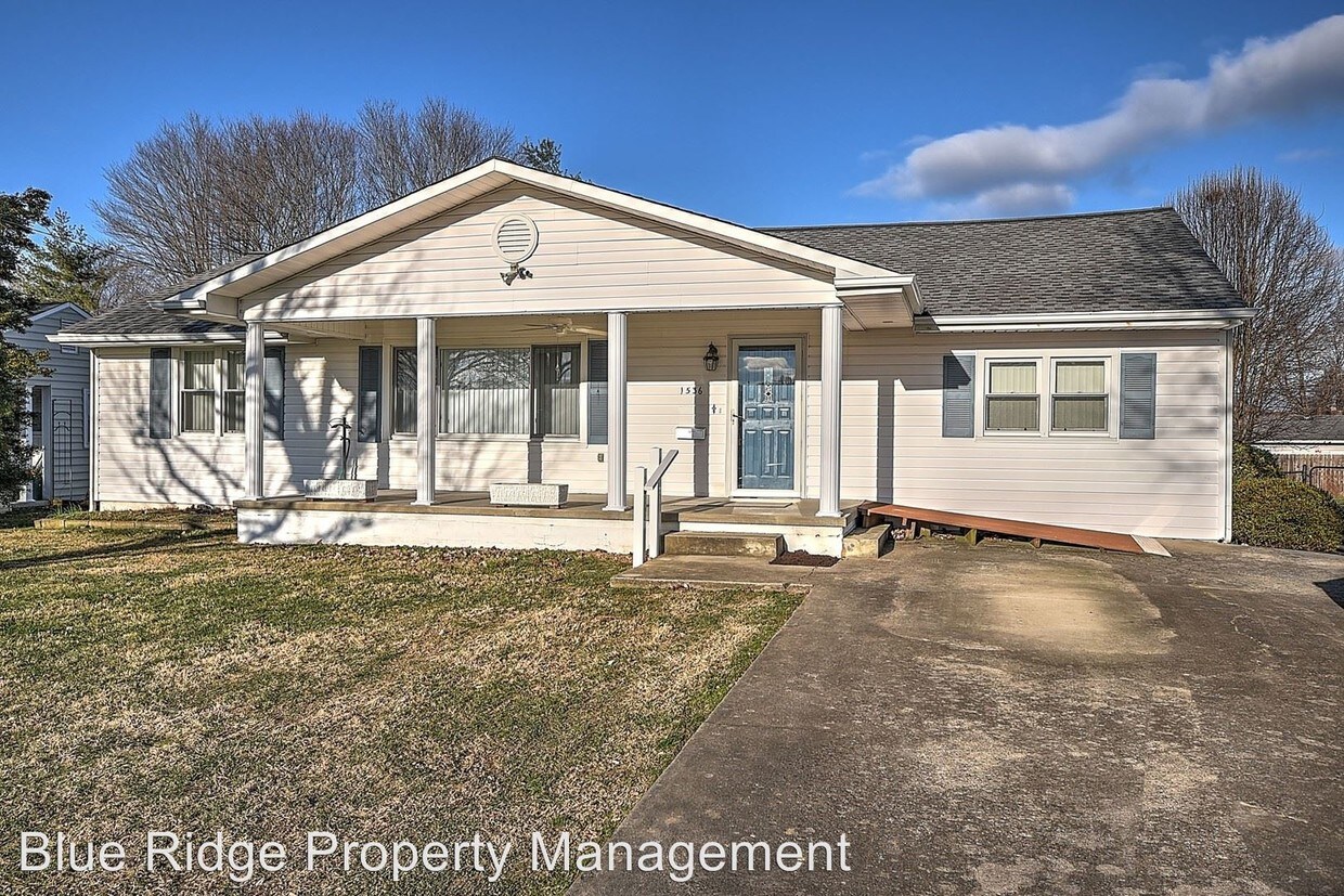 Foto principal - 3 br, 2 bath House - 1536 Kenmore Drive