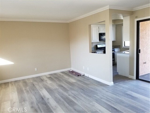 Foto del edificio - 2024 Martina Ave