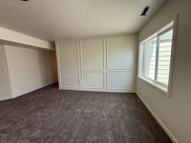Foto del edificio - 881 W Sagewood Dr